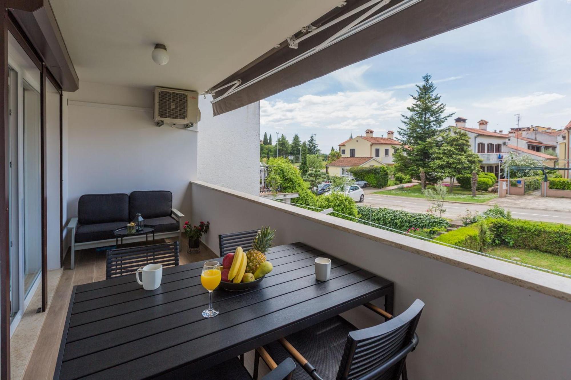 Strandnahes In Fuer 4 Personen Poreč